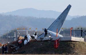 Jeju Air 'black box' data missing from last 4 minutes before crash, South Korea ministry says