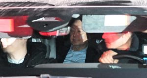 Detained South Korean President Yoon refuses second day of questioning