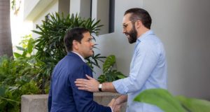 Le Salvador prêt à accueillir des déportés des États-Unis