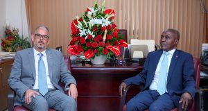 Minutes de rédaction : La présence cynique du Premier ministre Fils-Aimé au CEP de soumission