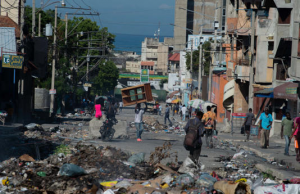 Haïti, 2025, l’année de tous les dangers : des gens qui fuient les gangs, un État défaillant, des élections avec des listes périmées, un conseiller-président « braqueur » qui veut diriger le CPT…puis le TPS annulé