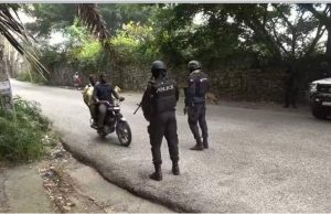 Attaque armée à Kenscoff : les policiers ont abandonné des fusils et munitions aux bandits
