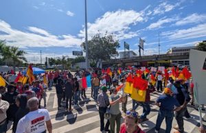 Marche unitaire pour le 60e anniversaire de la Révolution d’avril
