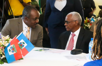 Le retour du silencieux conseiller-président : Edgard Leblanc Fils aperçu en liberté surveillée