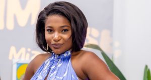 Anie émet une Alerte de qualité : l’éclat d’une voix au cœur d’une ile musicale