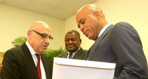 Reginald Boulos, chef de parti politique en Haïti, conteste sa détention et revendique son statut de citoyen américain