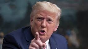 Trump menace les contrôleurs aériens alors que la paralysie budgétaire s’éternise