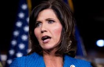 À Washington, l’audition explosive de Kristi Noem fait vaciller la ligne dure de Trump