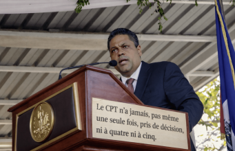 (Audio) Dr Renaud à Laurent Saint-Cyr : « Un peu de décence. Une majorité de 5 sur 7 a pouvoir et autorité ; ne mêlez pas le peuple à des propos ineptes et juridiquement incultes»