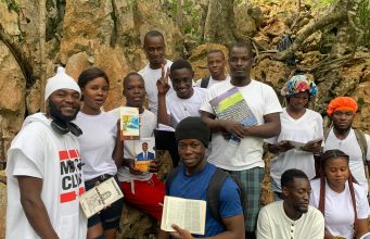 Premye edisyon « Waka ak liv », yon siksè total