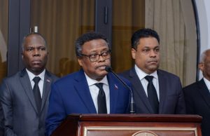 Le Miami Herald : décrets du gouvernement Fils-Aimé et de l’ex-CPT compliquant les poursuites pour corruption et fragilisant la presse