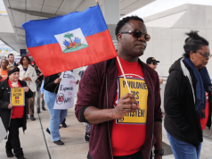 TPS pour les Haïtiens : la justice fédérale ordonne la poursuite du programme aux États-Unis