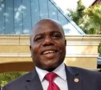 Les États Unis serrent nos boulons et nous, nous séparons la pomequette qui reste du gâteau !