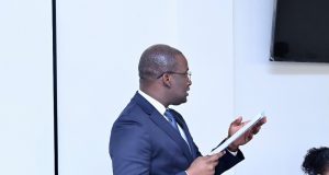 Quelles sont les raisons probables du « lâchage » de Hans Jacques Ludwig Joseph, ex-directeur général de l’ULCC, par l’international ?