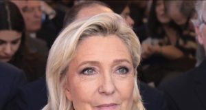 France : l’inéligibilité de Marine Le Pen réduite en appel, sa candidature reste incertaine